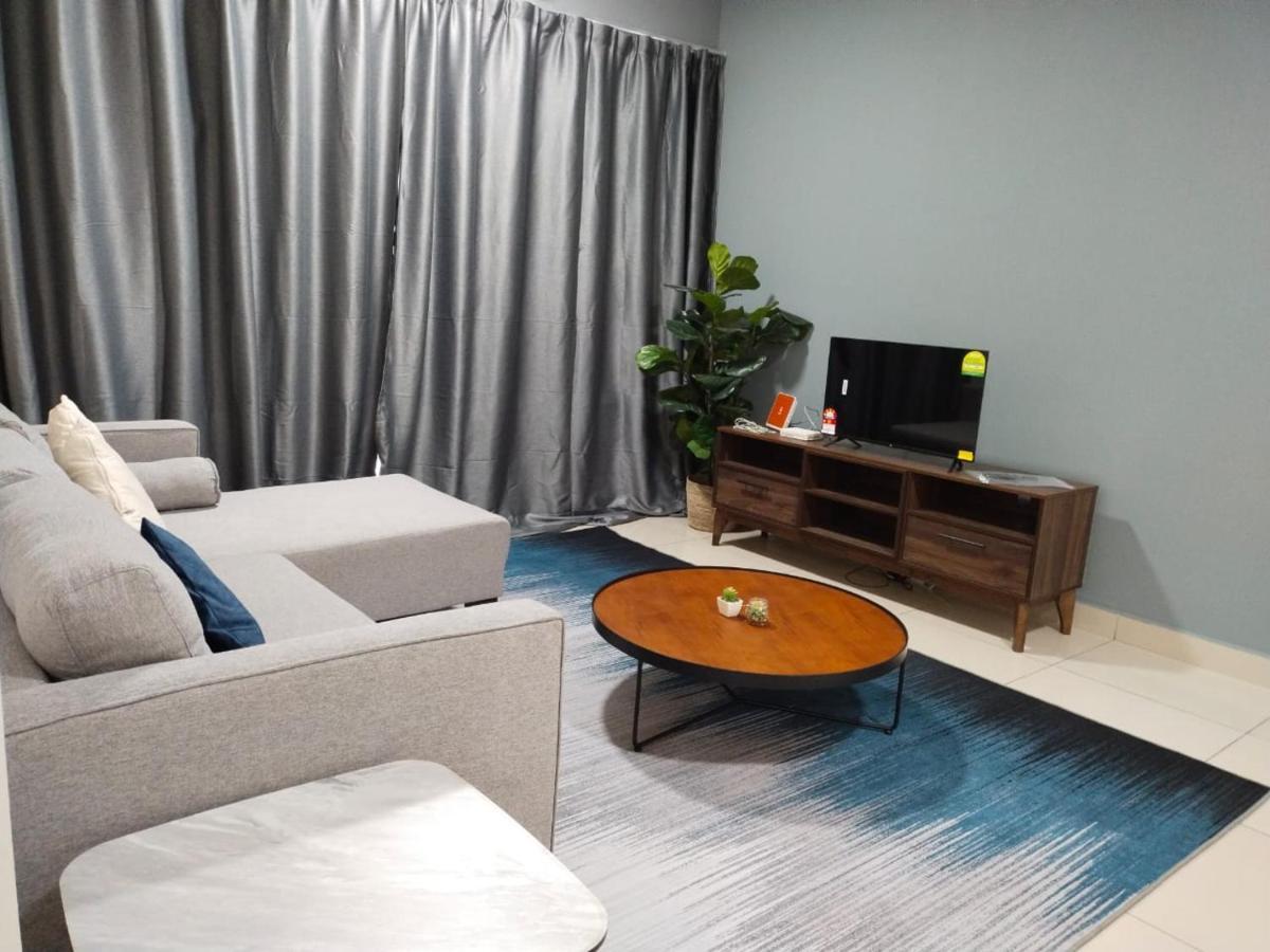 3 Bedrooms Big House Saville Cheras Mrt With Balcony Exteriör bild